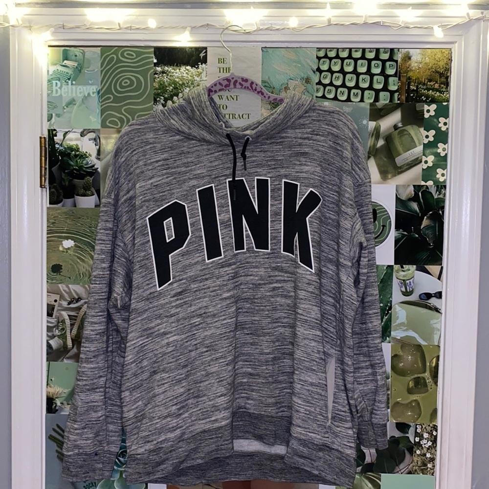 Victoria’s Secret PINK sweater, size large (L)